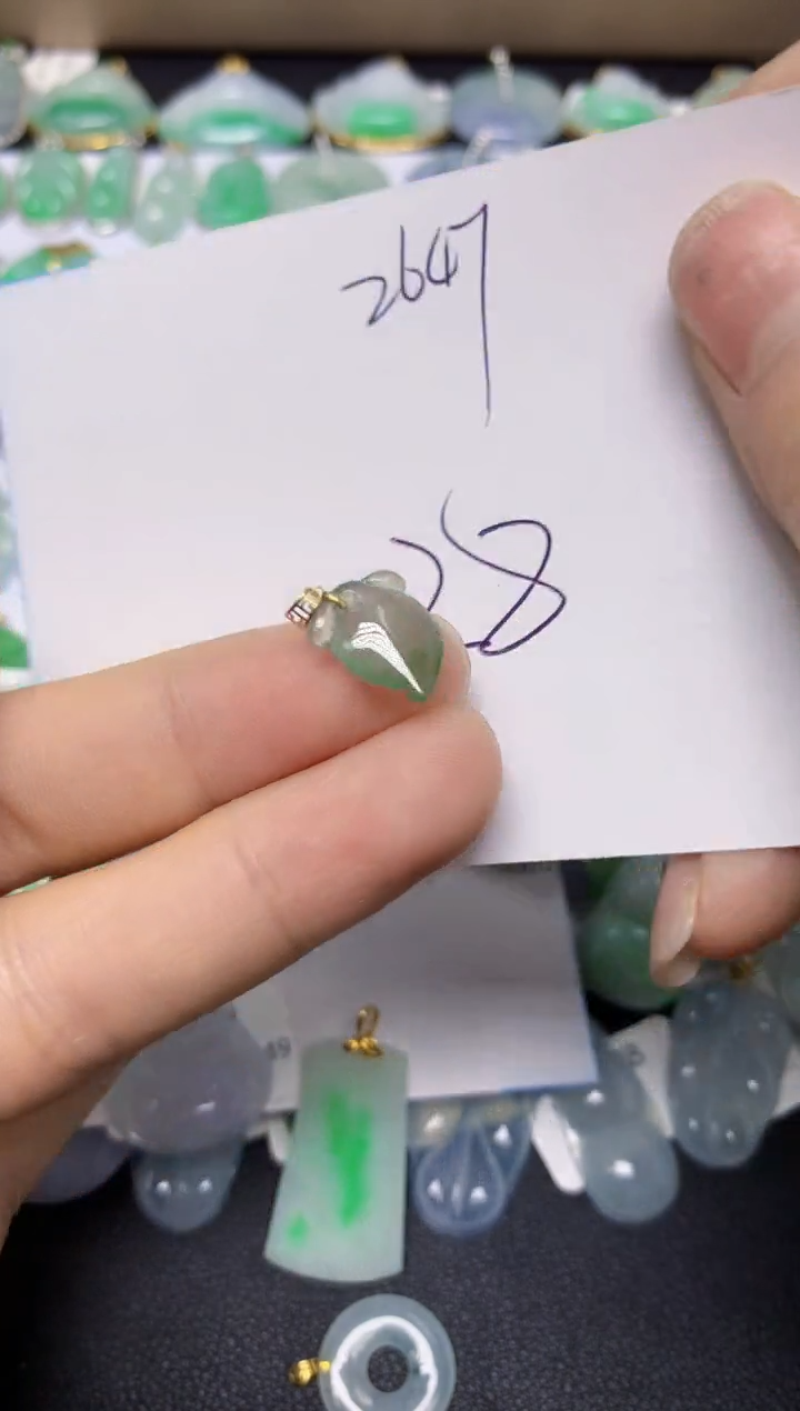 【闪购商品】翡翠挂件18K金镶嵌 天然翡翠A货