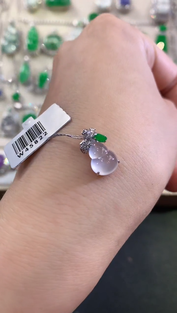 翡翠18K金镶嵌吊坠(不含链)D6   