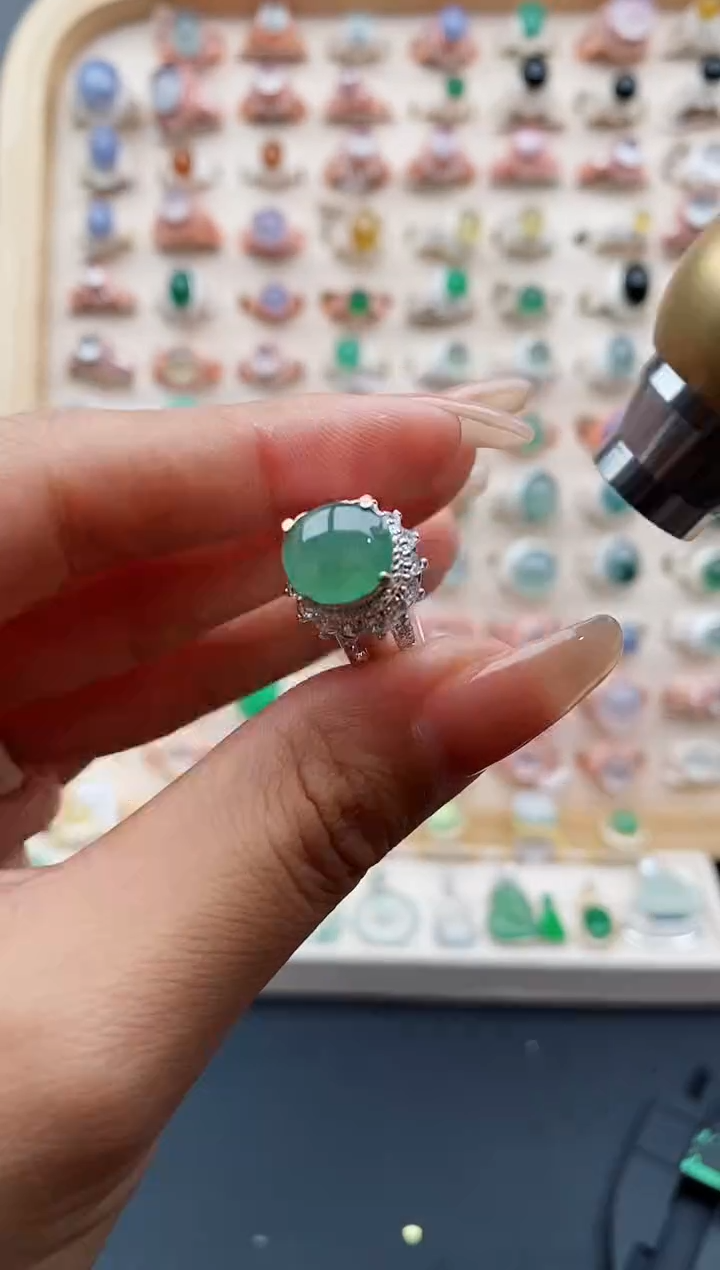 翡翠未镶嵌戒指缅甸天然A货翡翠22   10-4