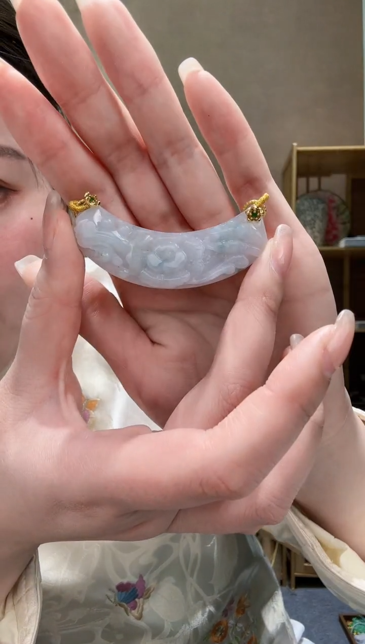 【闪购商品】翡翠颈饰未镶嵌吊坠