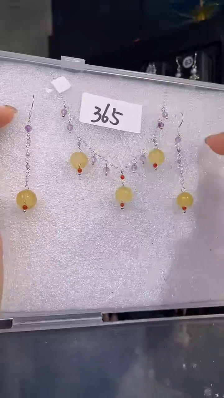 未镶嵌颈饰玛瑙/玉髓喜欢拍