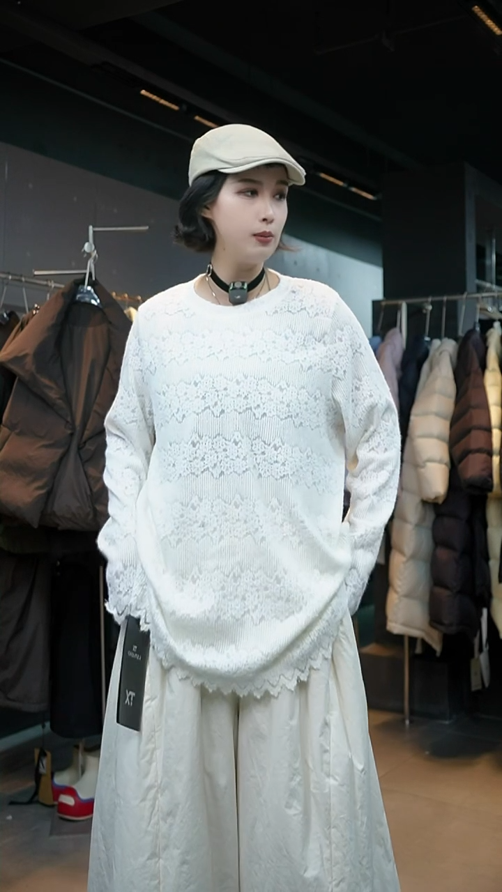 白色打底白色打底