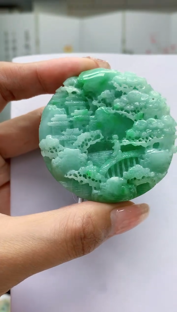 【闪购商品】定制翡翠未镶嵌4688MM-毛货挂件121赠珠链