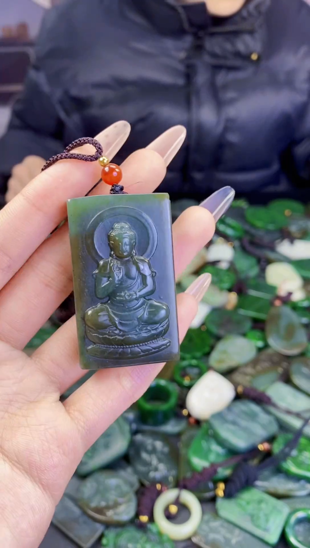 颈饰未镶嵌和田玉1