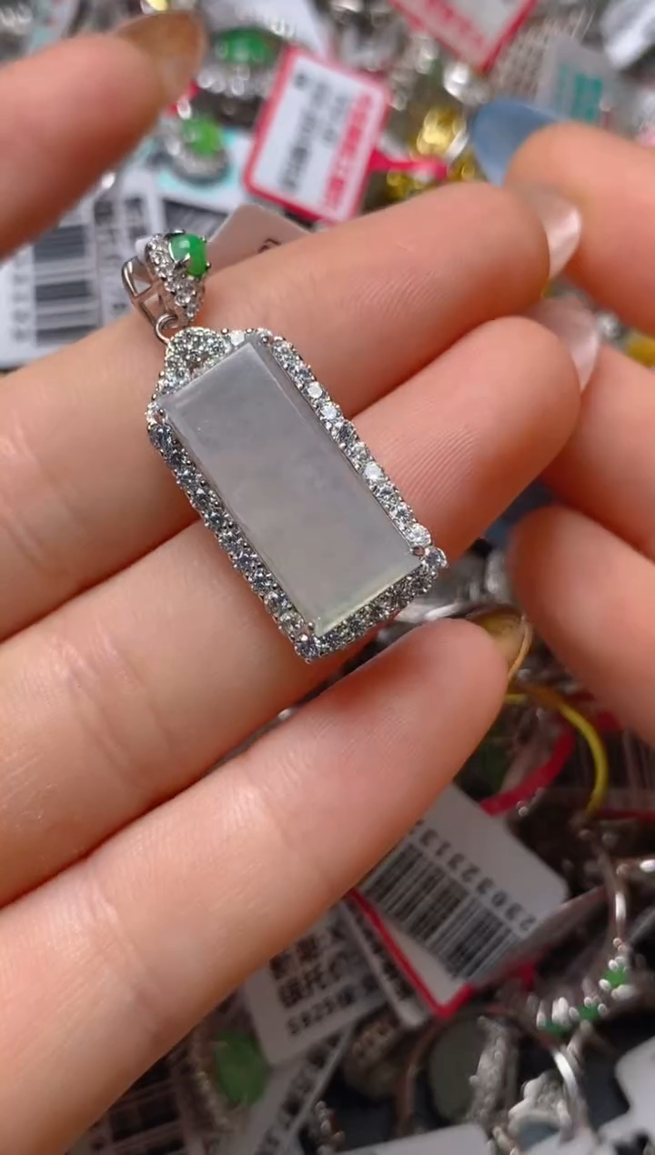 银S925镶嵌戒指翡翠百内无证书