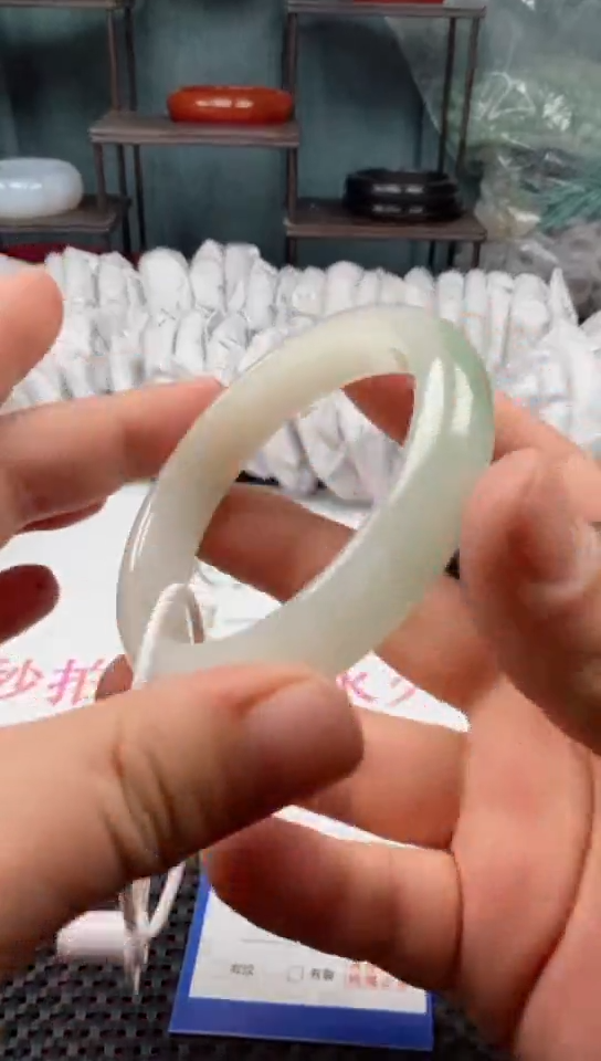 【闪购商品】石英质玉手镯未镶嵌286-60多样性发货看清圈口下单