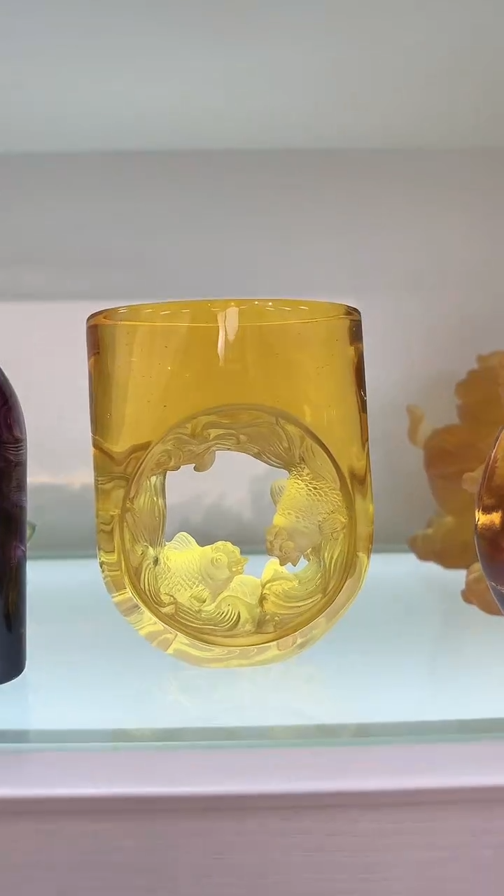 手工艺品琉璃金色