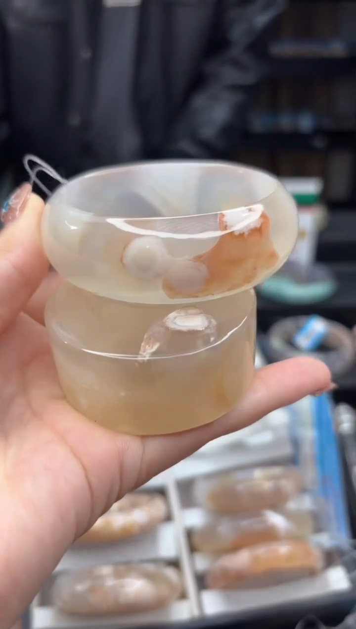 【闪购商品】石英质玉手镯未镶嵌477（55圈赠送镯心）