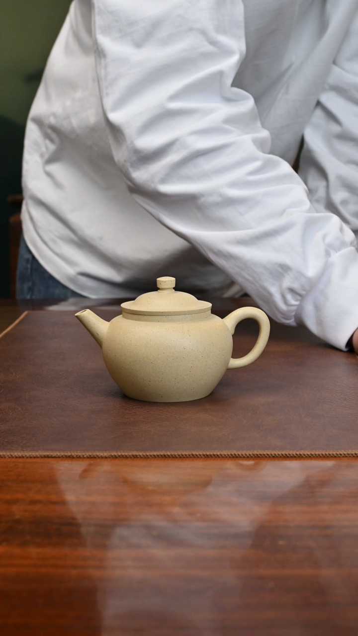 【闪购商品】紫砂茶壶笠帽本绿200cc