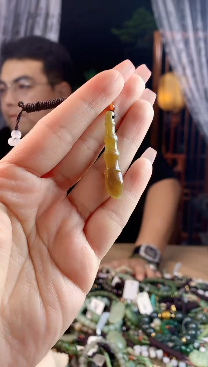 【闪购商品】和田玉挂件未镶嵌多样性发货拍一发一