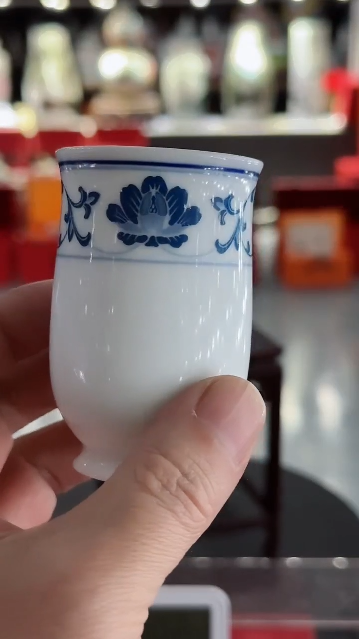 【闪购商品】釉中彩蓝芙蓉闻香杯高温玉泥