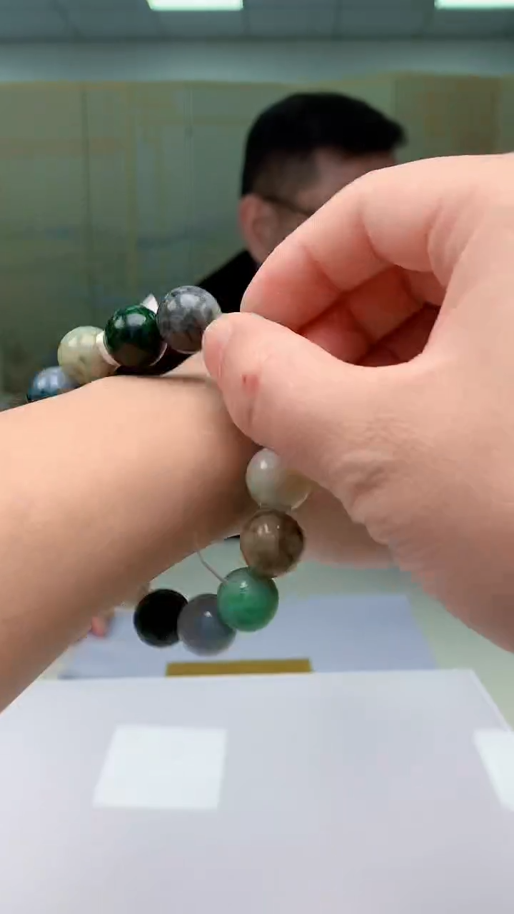 【闪购商品】定制翡翠未镶嵌5152ty-毛货手串