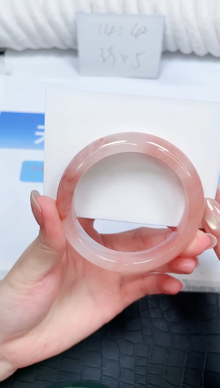 石英质玉手镯未镶嵌p8-58