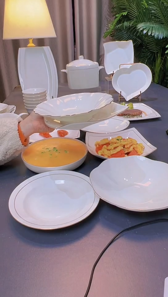 45%以上骨粉骨瓷8英寸折纸盘/玉兰花盘各1个