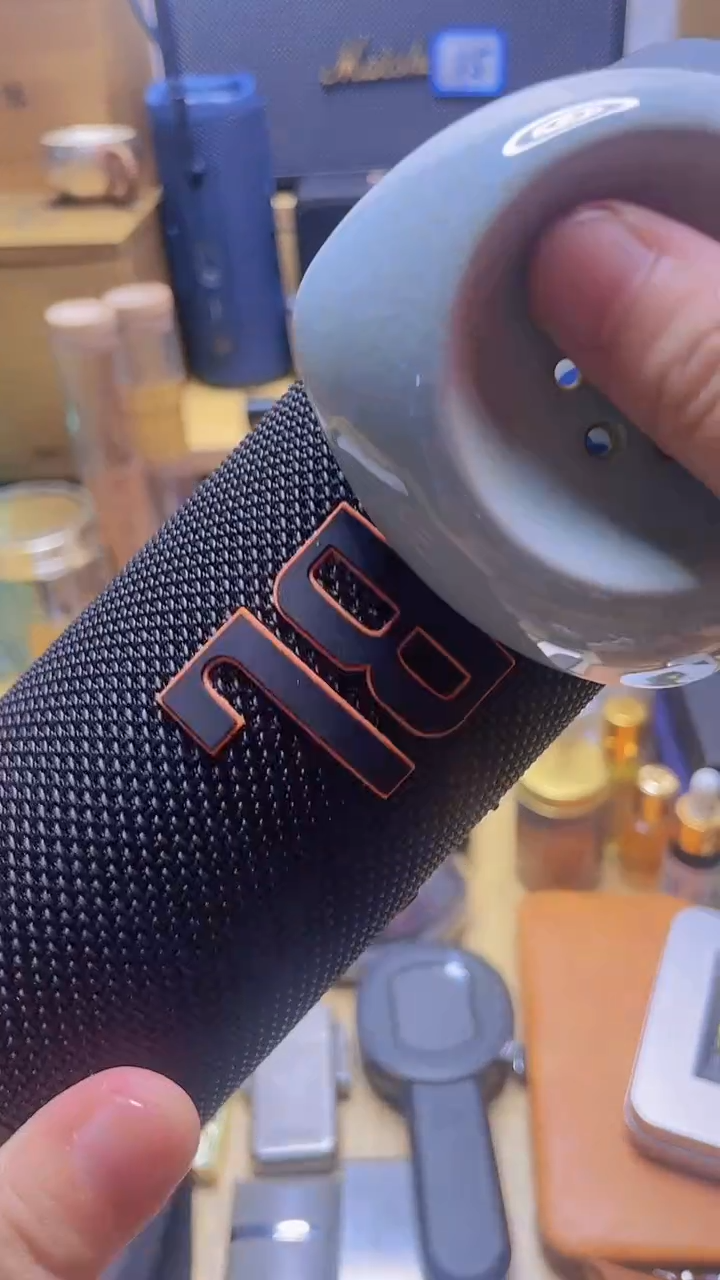 瓷片闪购商品 如图所示