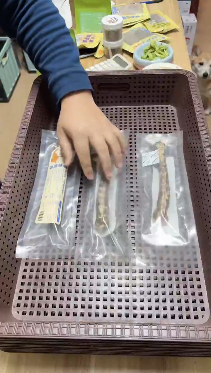 小桃家鸭脖鸭脖3个