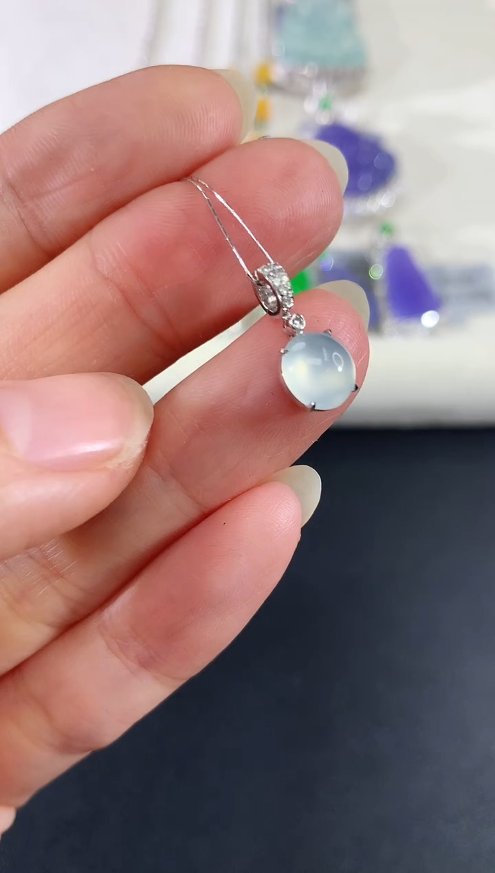 吊坠(不含链)18K金镶嵌翡翠172|2500