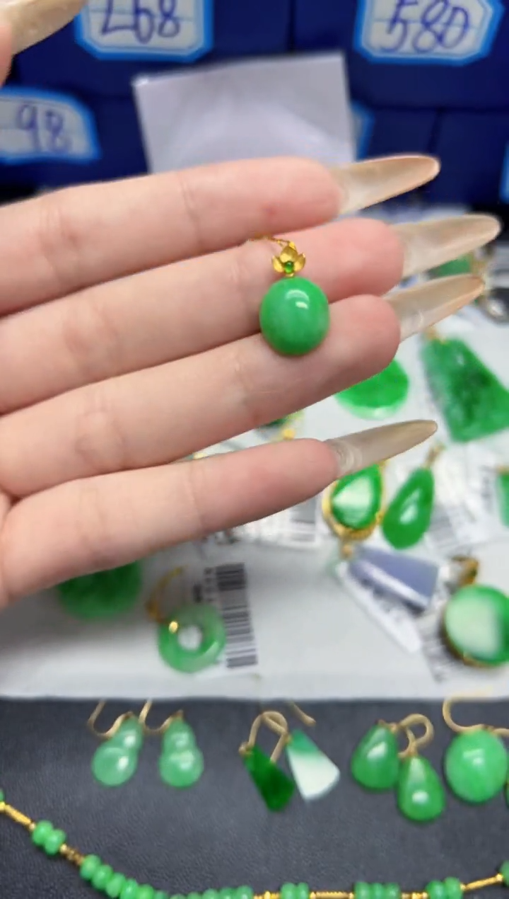 【闪购商品】翡翠颈饰18K金镶嵌Y缅料A货/支持复检/一件