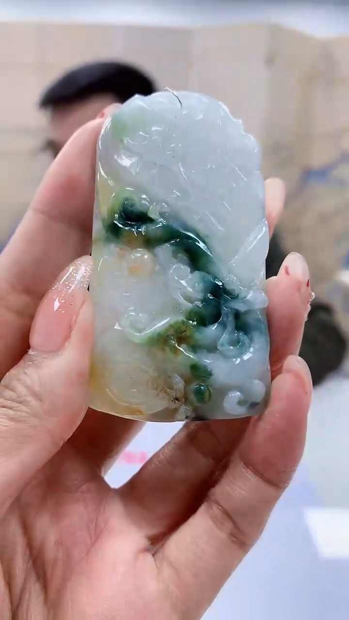 【闪购商品】定制翡翠未镶嵌5152MM-毛货挂件23