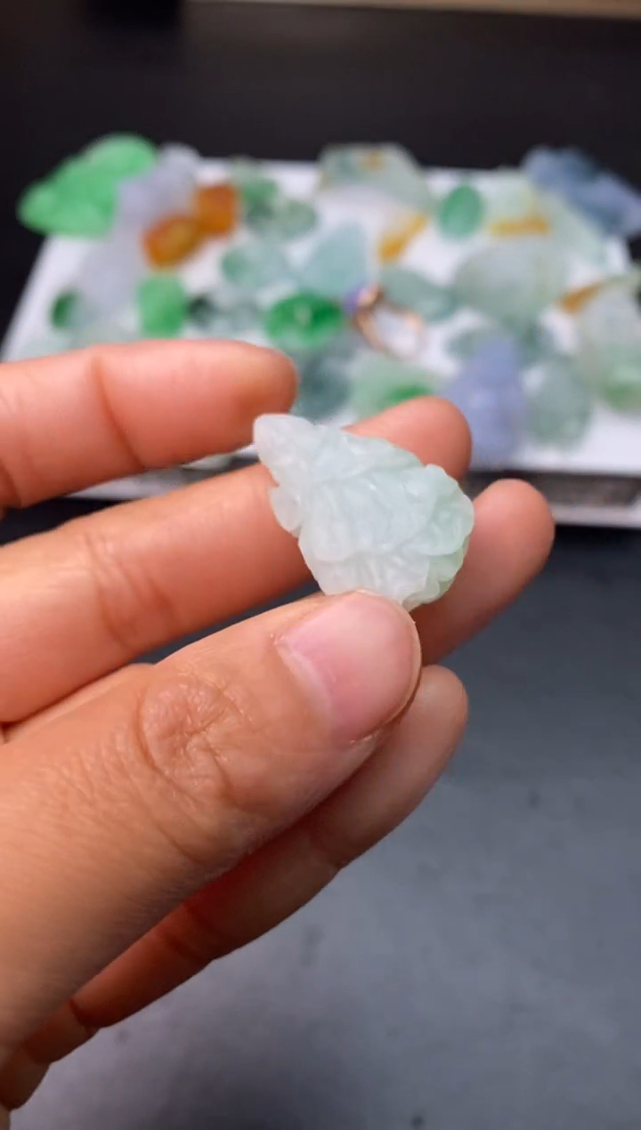 【闪购商品】定制翡翠未镶嵌翡翠毛货~多样性发货一个