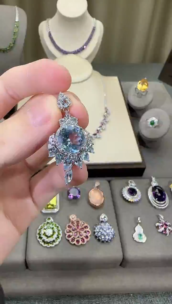 颈饰银S925镶嵌托帕石12mm吊坠流苏设计款