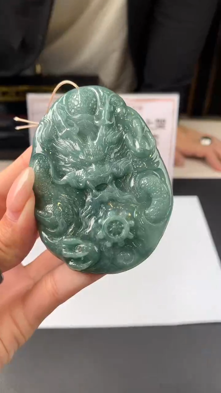 【闪购商品】定制翡翠未镶嵌不退不换随机发CMH1件-A