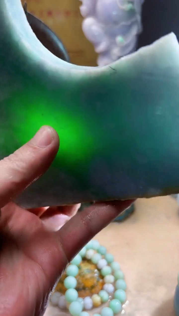 未镶嵌挂件翡翠A货张优9402