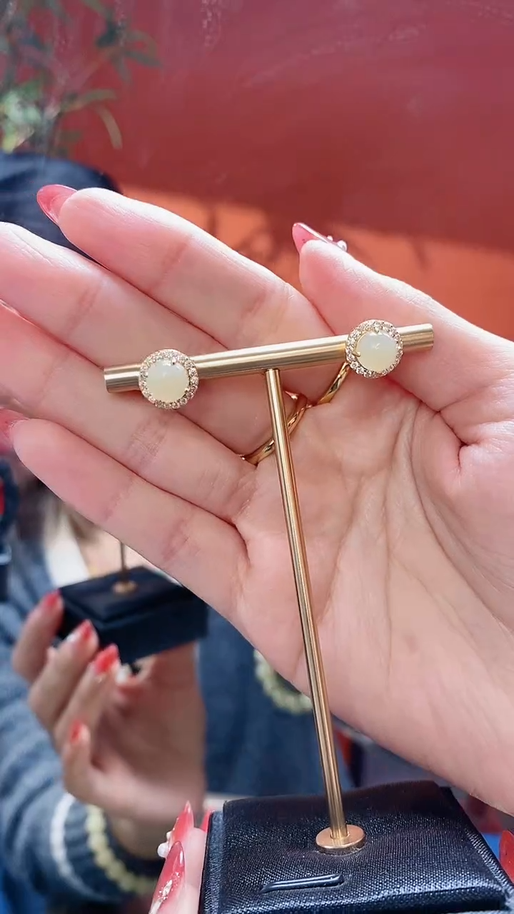 【闪购商品】和田玉耳钉未镶嵌耳钉