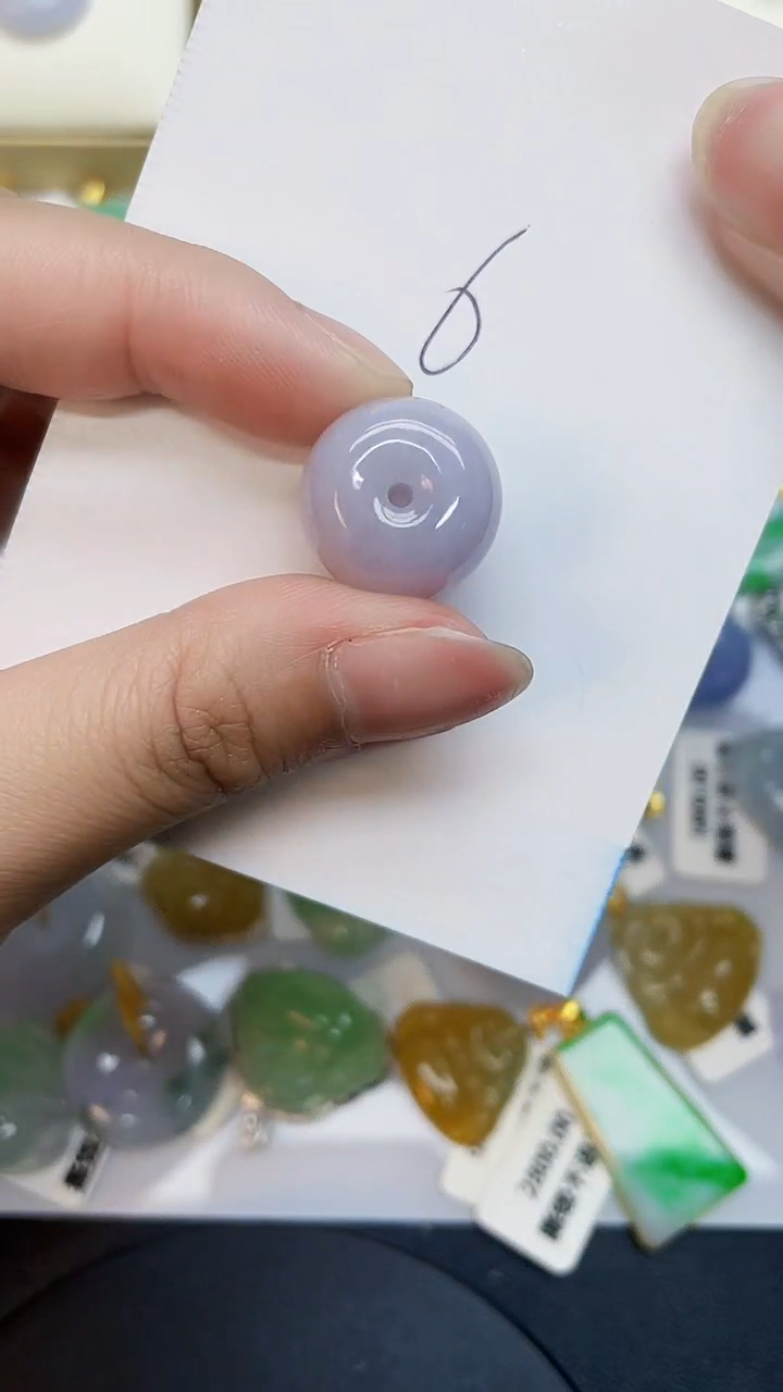 翡翠未镶嵌颈饰0000000000