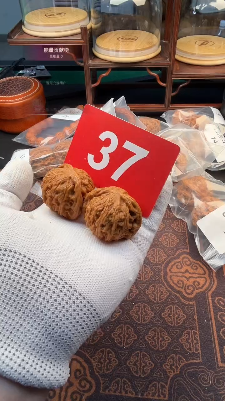 把件文玩核桃42原树蛮王