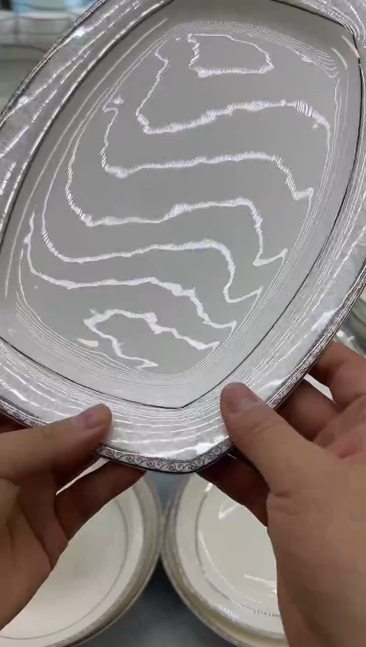 骨瓷 玲珑12方鱼1个