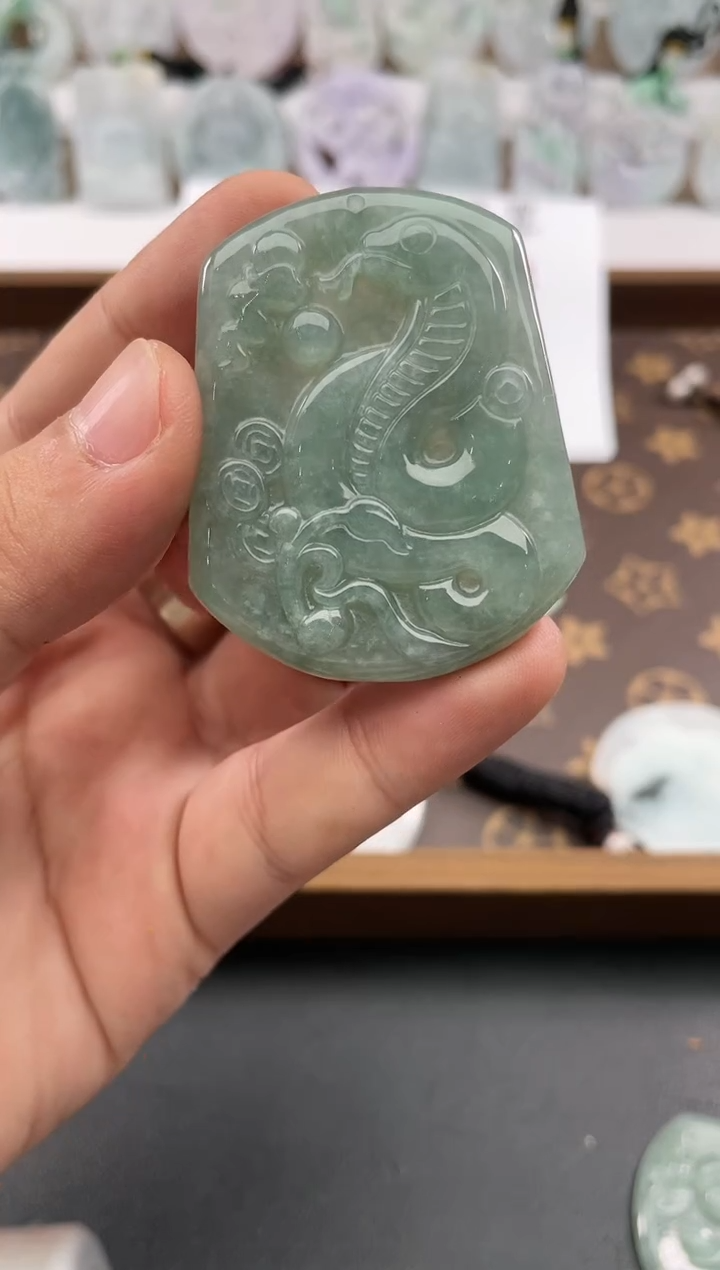 颈饰未镶嵌翡翠25/12/12/.54