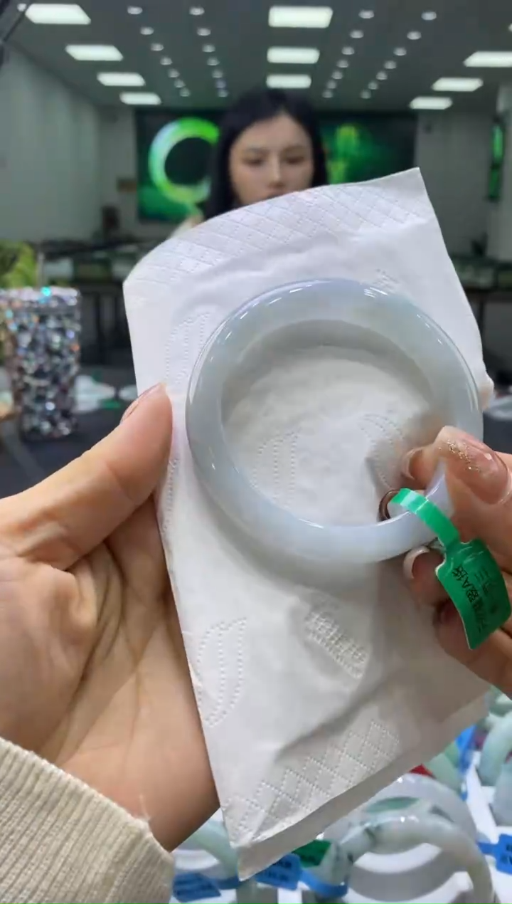 未镶嵌手镯翡翠00004038