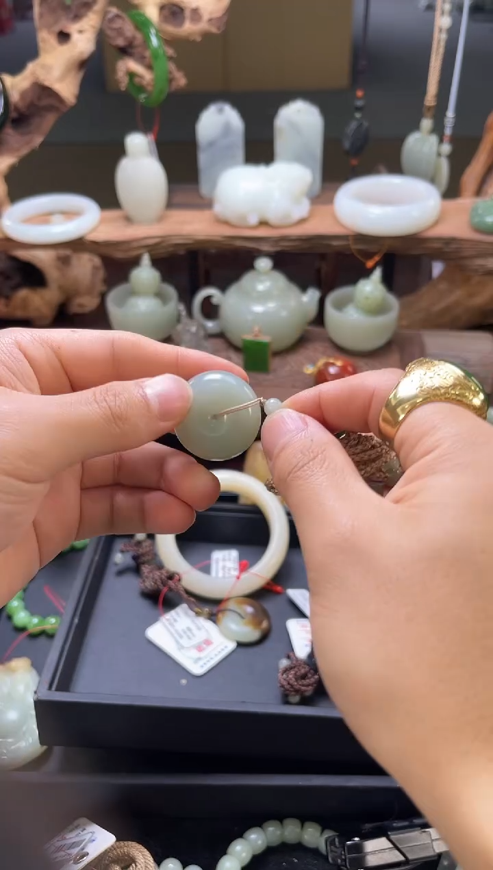 【闪购商品】和田玉吊坠未镶嵌且末青白 平安扣 821714