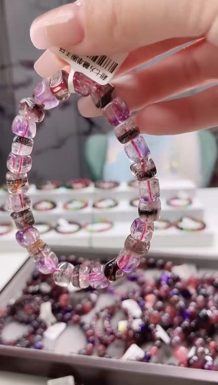 【闪购商品】水晶超七单圈方糖未镶嵌多人多样性发其一