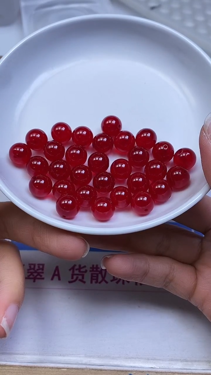 未镶嵌玛瑙手饰B558 缅甸鸽血红10mm5颗9.9元
