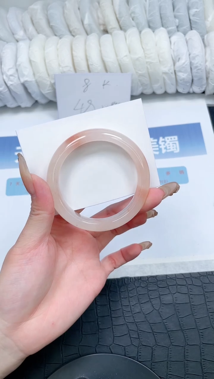 【闪购商品】石英质玉手镯未镶嵌M57-56.8