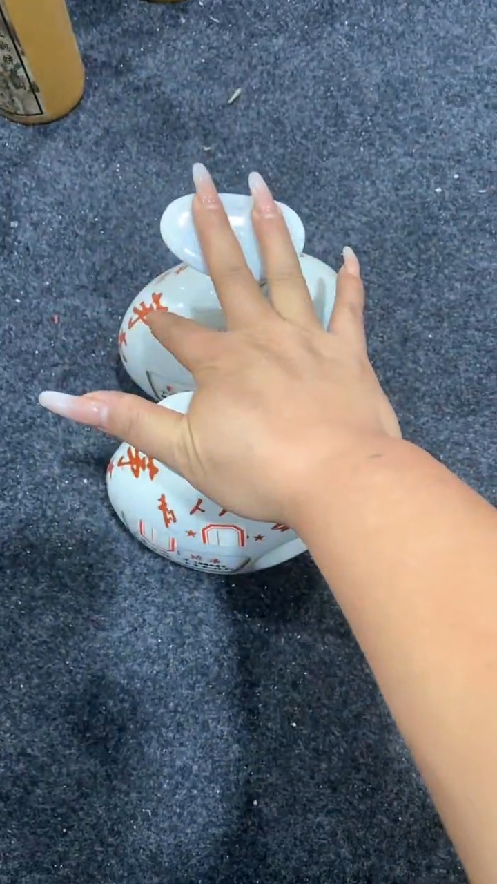 瓷片?*光所见即所得；；瓷片