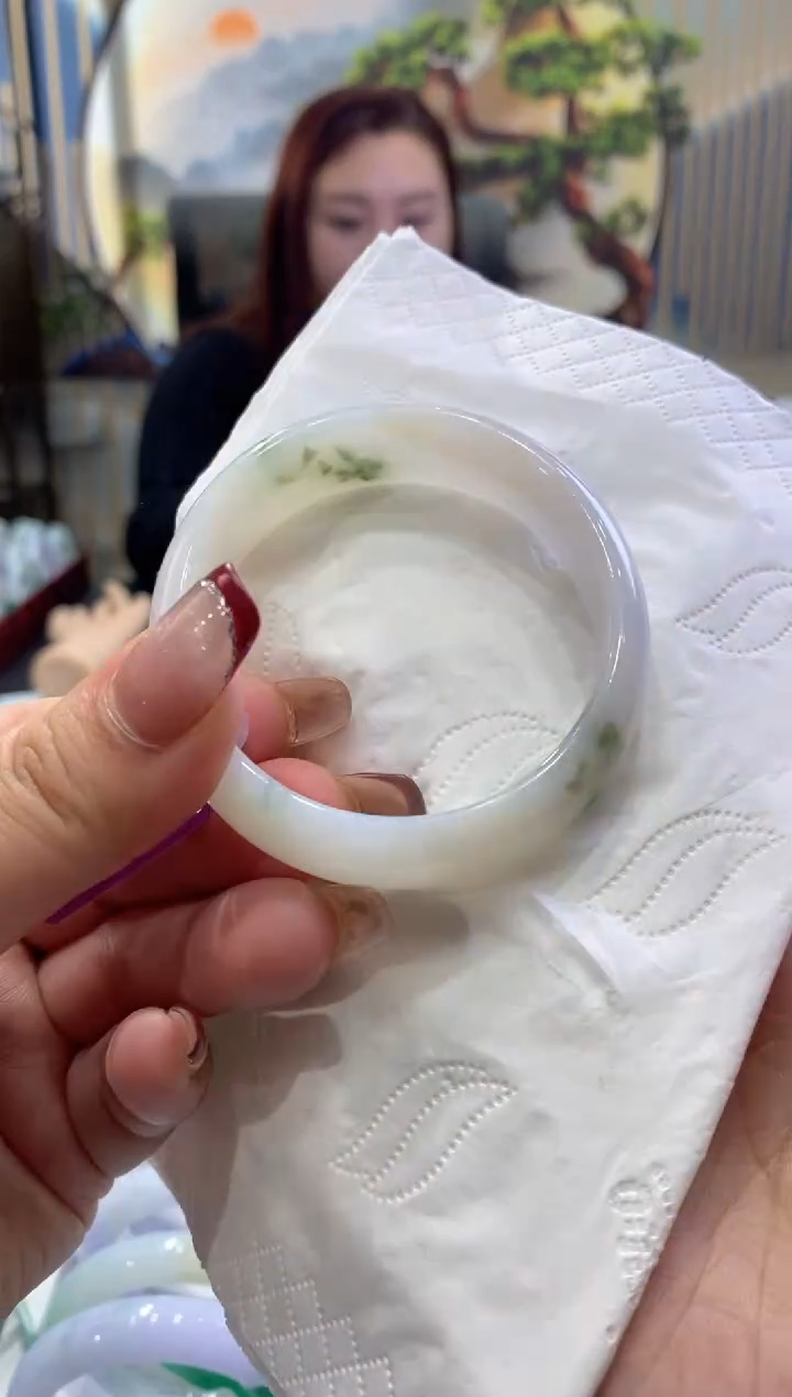 【闪购商品】翡翠手镯未镶嵌00006474