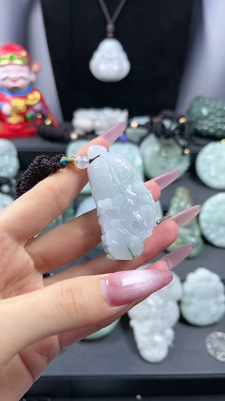 【闪购商品】翡翠颈饰未镶嵌小白菜