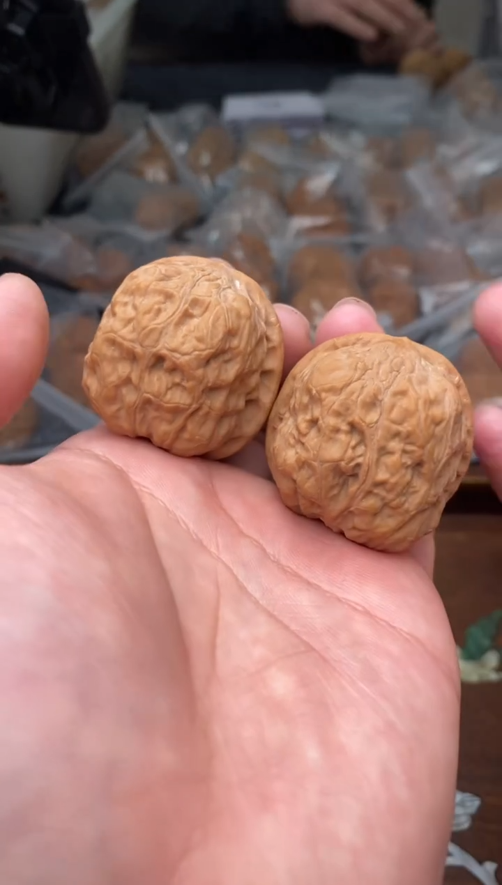 【闪购商品】文玩核桃把件G50号红方印37尺