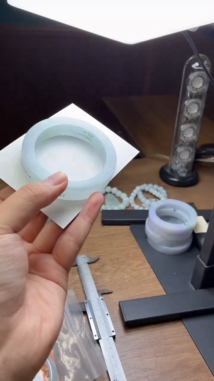 未镶嵌手镯定制翡翠萍定制