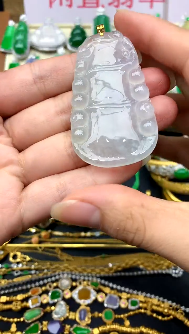 颈饰18K金镶嵌翡翠69 -中国好珍宝