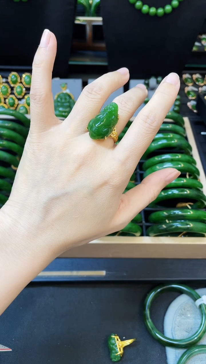 【闪购商品】和田玉戒指银S925镶嵌多样性发一