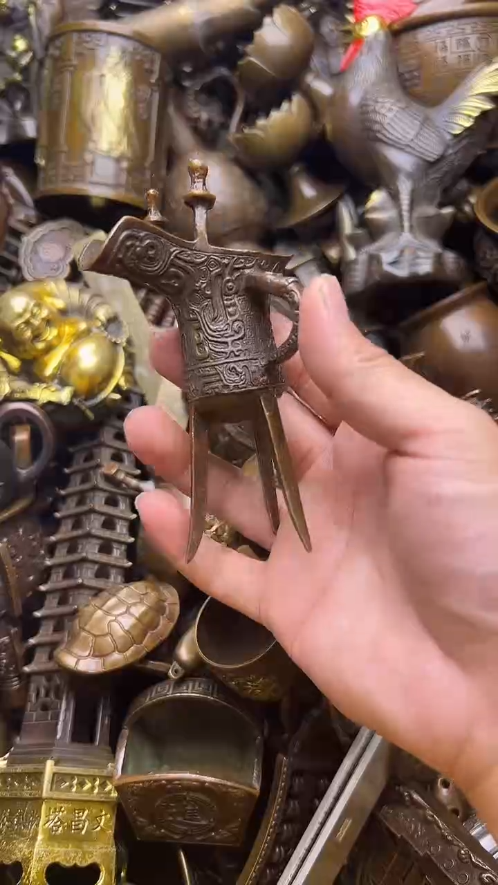 精美铜器，点击即可下单