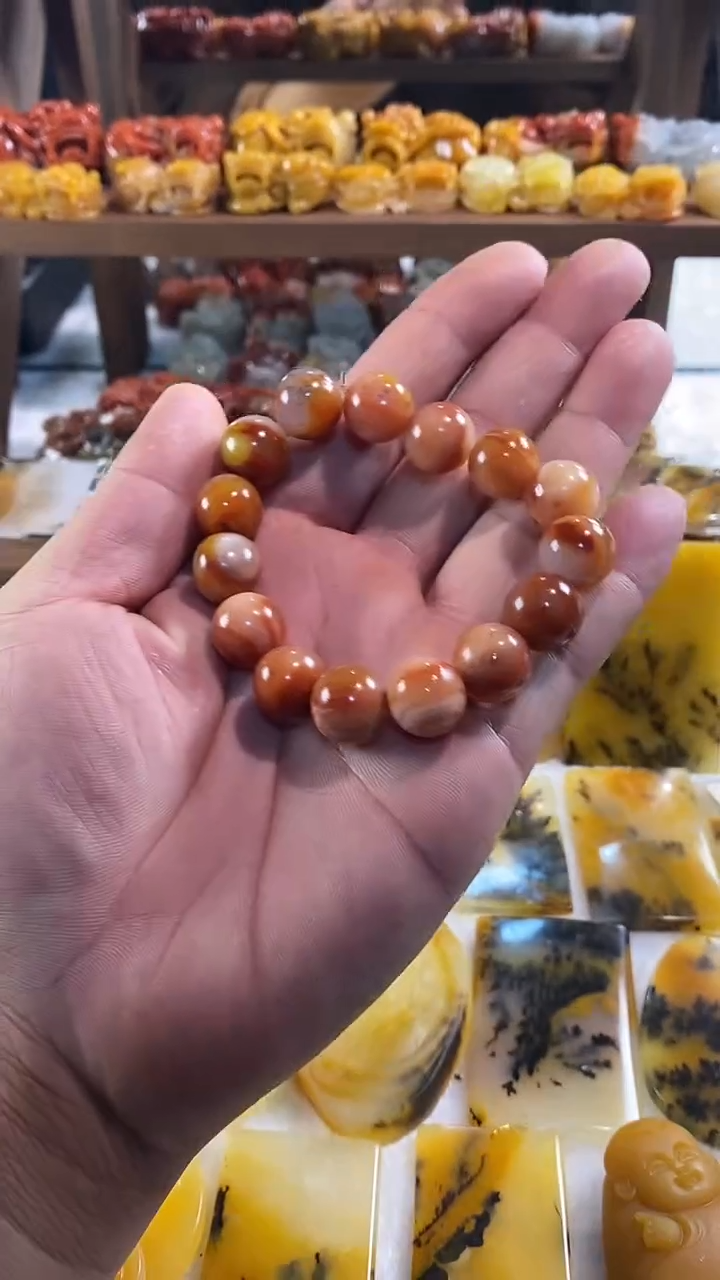 未镶嵌石英质玉手链石英质玉手链