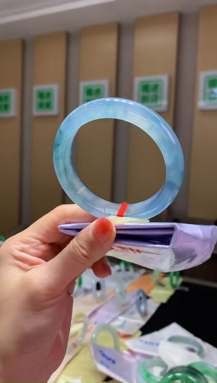 未镶嵌手镯翡翠-Q94 圈口57