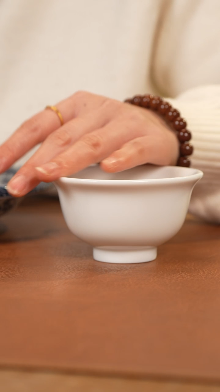 【闪购商品】杯景德镇白胎压手杯