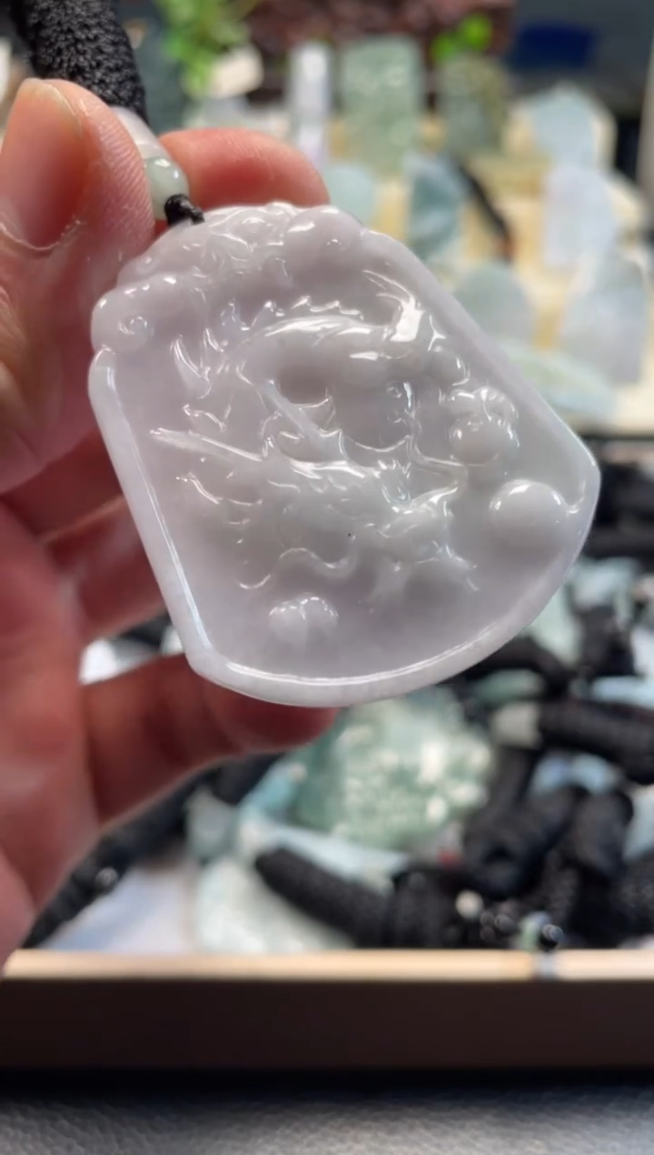 颈饰未镶嵌翡翠12/14/013