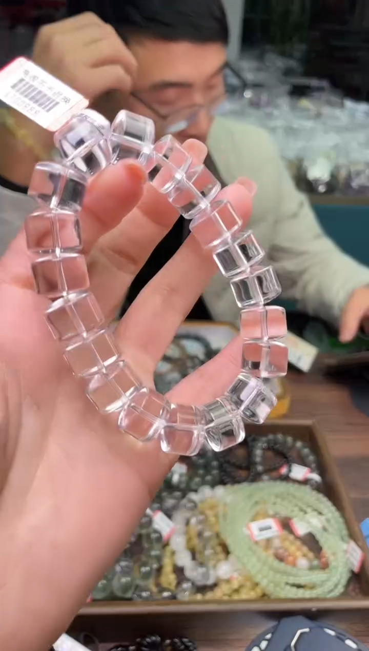 【闪购商品】水晶手串13.5/530未镶嵌多样性发一件